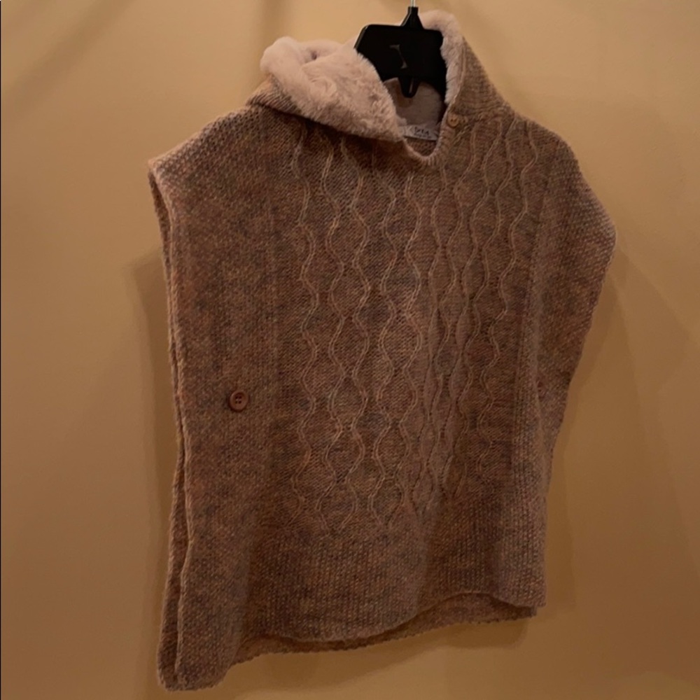 NWT Dr. Kid Knit Poncho